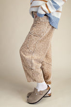 Load image into Gallery viewer, Pip Floral Pants