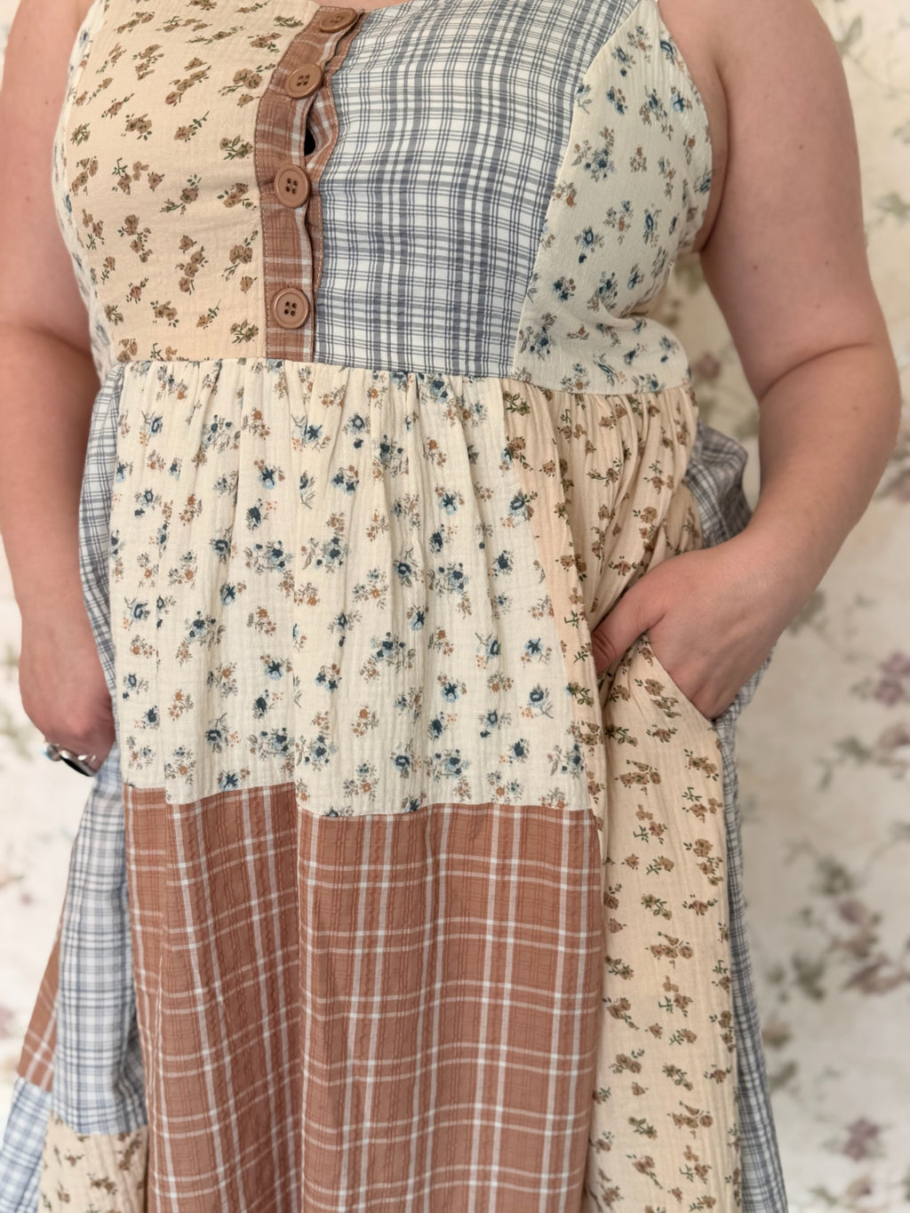 Gardenia Midi Dress