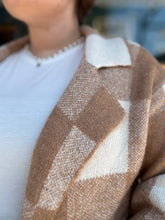 Load image into Gallery viewer, Runa Cardi Coat
