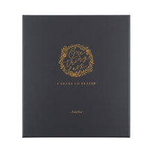 Load image into Gallery viewer, 5 Year Prayer Journal Amelia
