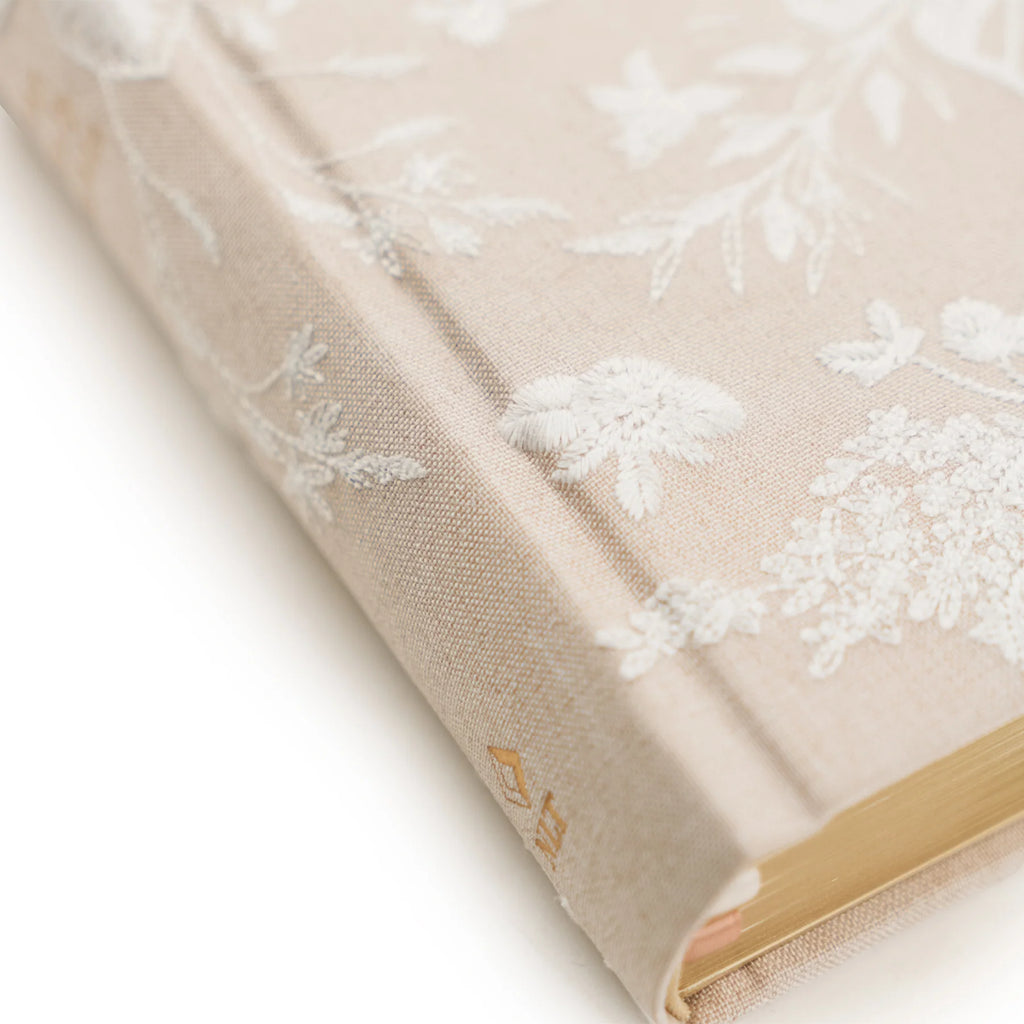 NLT Embroidered Compact Casablanca