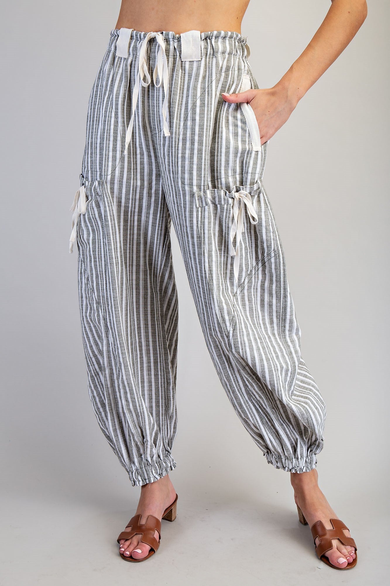 Sutton Pants