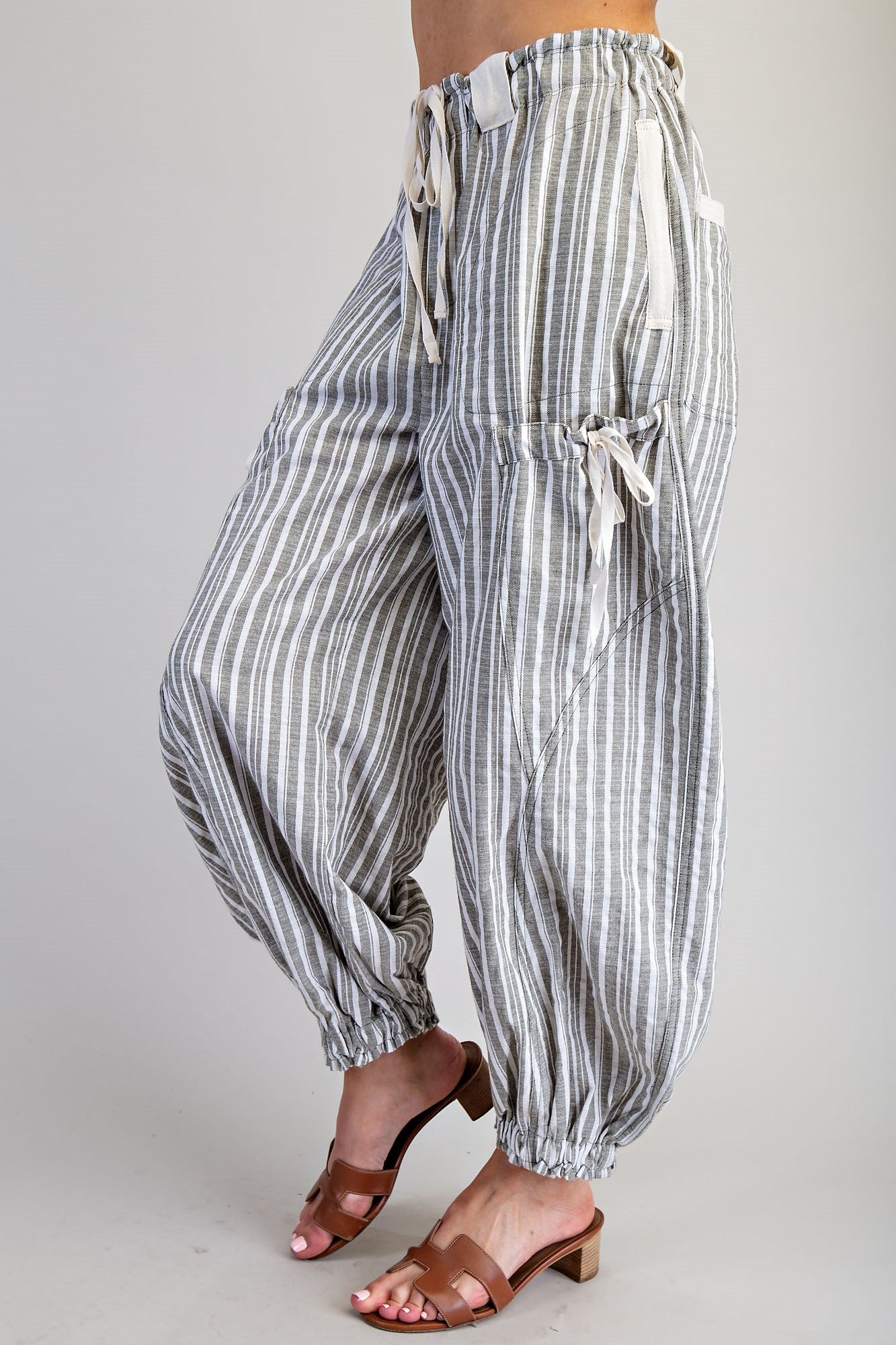 Sutton Pants