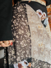 Load image into Gallery viewer, Thimble Skirt
