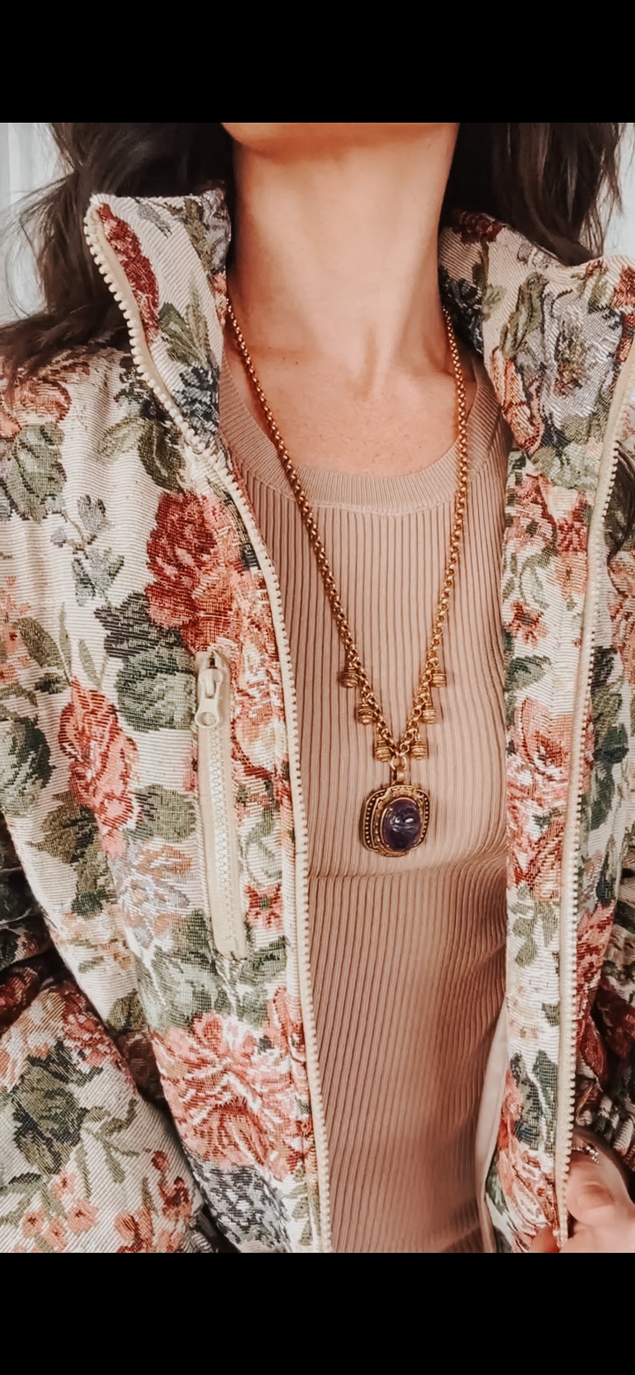 Elytra Necklace