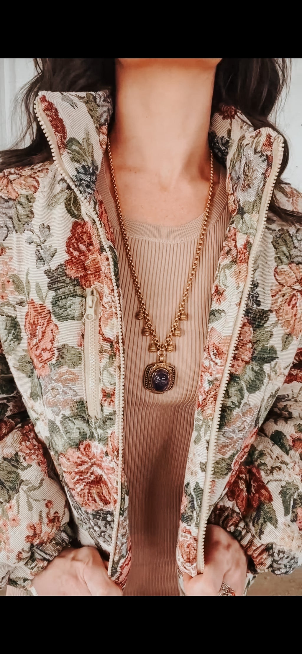 Elytra Necklace