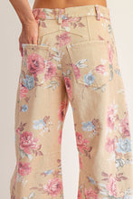 Load image into Gallery viewer, Garden Jeans
