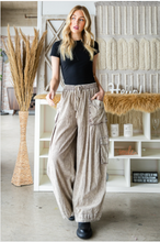 Load image into Gallery viewer, Raquel Slouchy Pants
