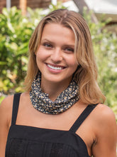 Load image into Gallery viewer, Boho Bandeau - Black &amp; Cream Floral
