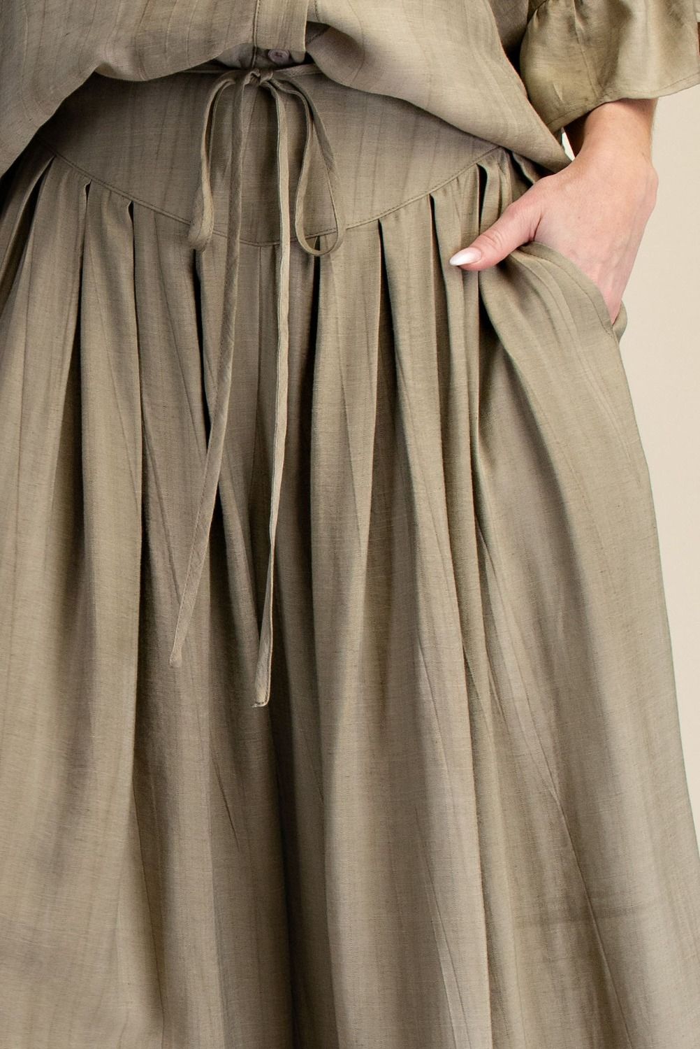 Thaisha Pant