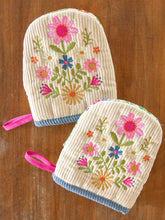 Load image into Gallery viewer, Embroidered Mini Oven Mitt Set
