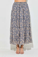Load image into Gallery viewer, Katlin Skirt
