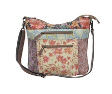 Load image into Gallery viewer, Essi Crossbody
