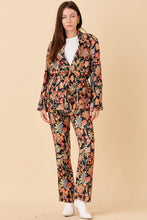 Load image into Gallery viewer, Rich Floral Blazer
