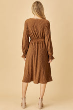 Load image into Gallery viewer, Cafe Velvet Dress
