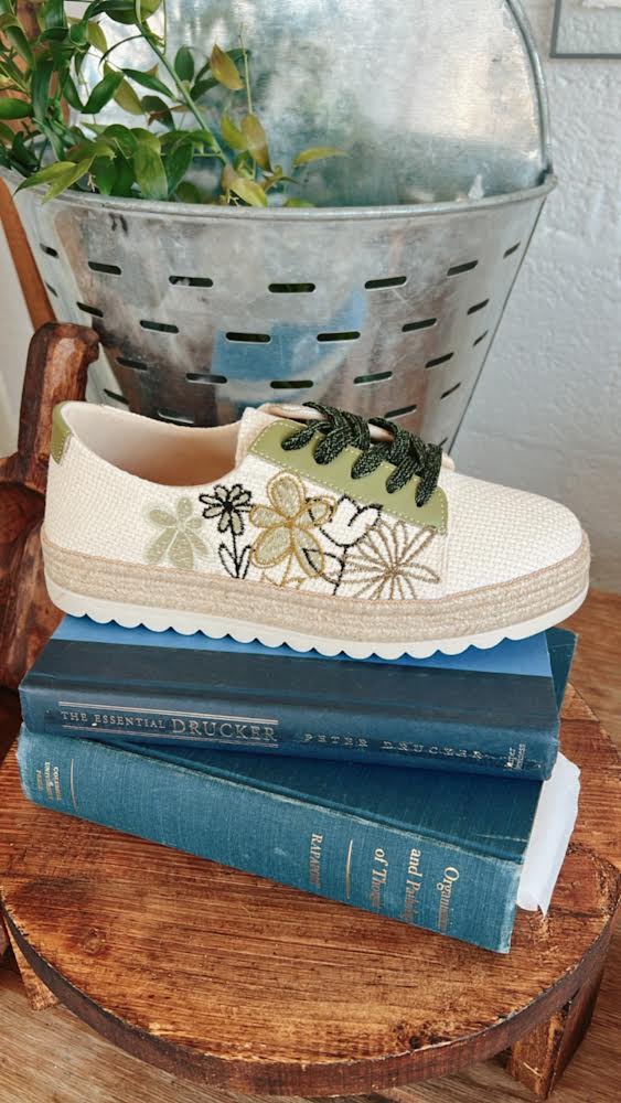 Rio Sneakers